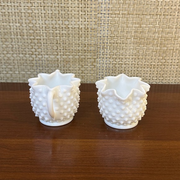🍁🌟2xHP🌟VTG 1950s Fenton White Hobnail Milk Glass Crimped Edge Cream & Sugar - Picture 4 of 8